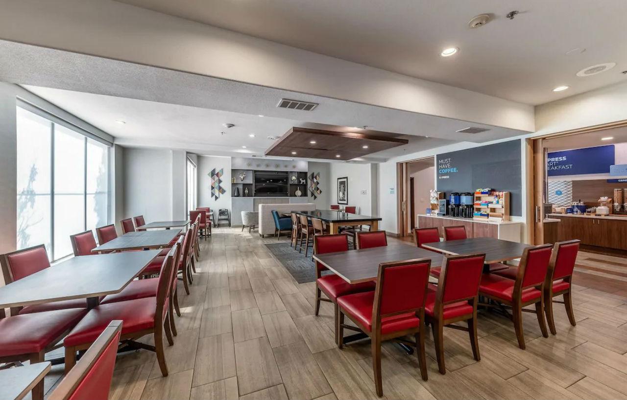 Holiday Inn Express & Suites Fort Worth - Fossil Creek By Ihg Exterior foto