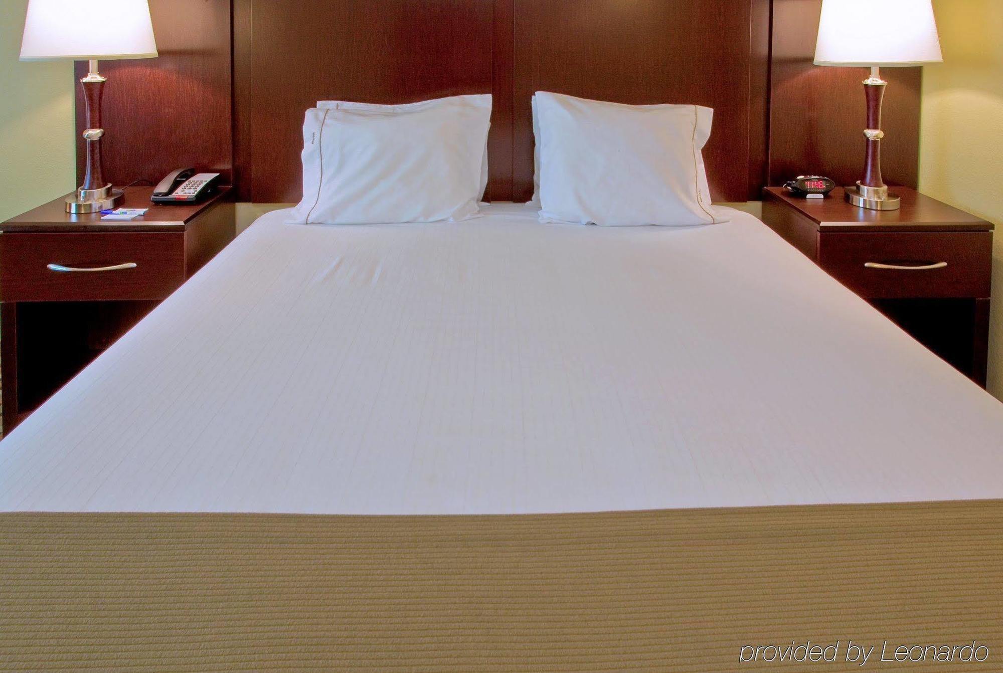 Holiday Inn Express & Suites Fort Worth - Fossil Creek By Ihg Exterior foto