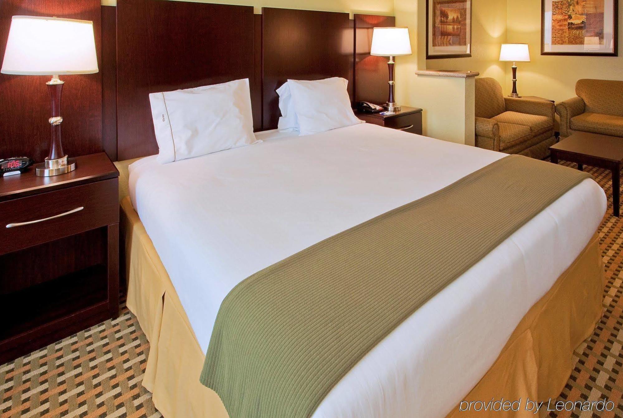 Holiday Inn Express & Suites Fort Worth - Fossil Creek By Ihg Exterior foto